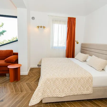More Medici Apartments Omis Exterior photo